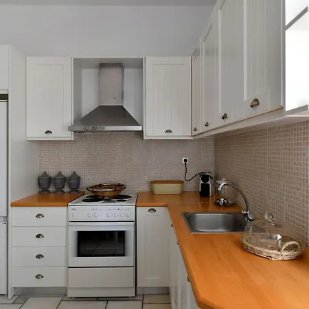 Apartment Anemolia With Pool