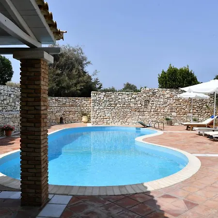 Apartment Anemolia With Pool